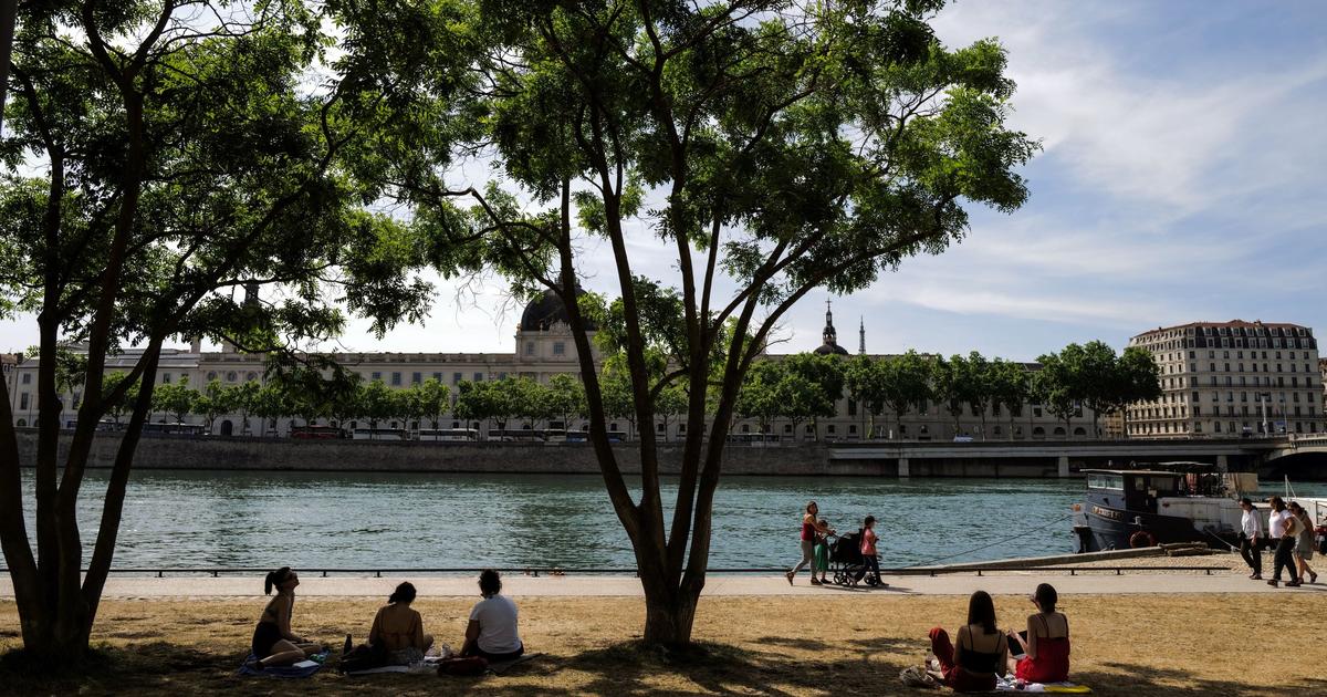 Record-breaking heat wave hits Lyon, France