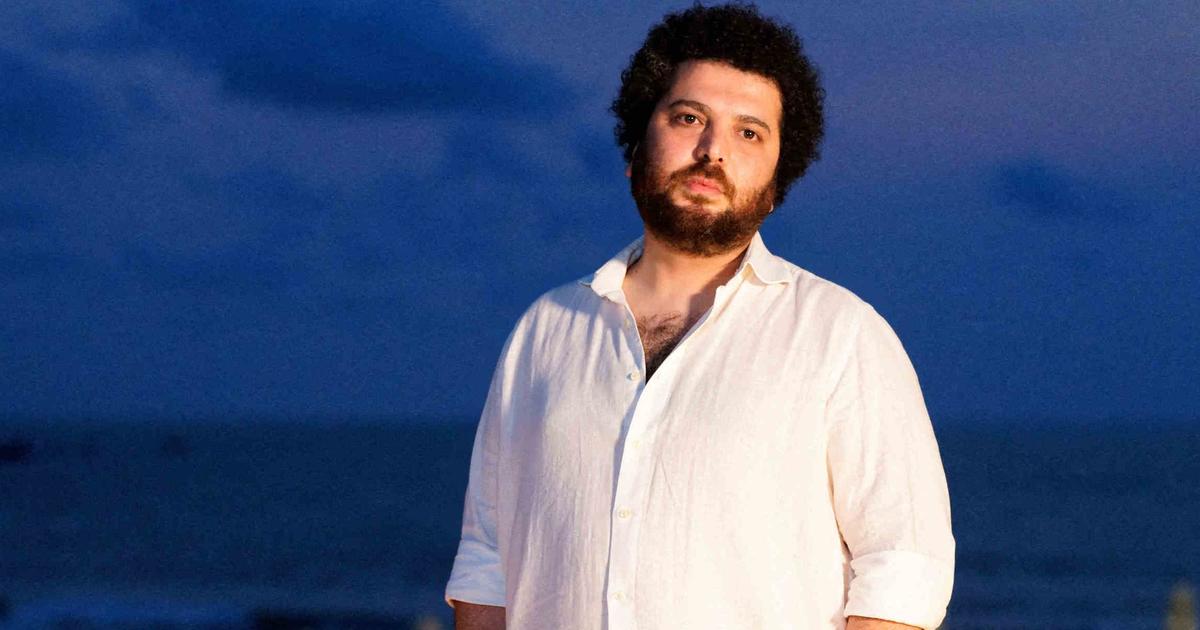 Iran: le cinéaste Saeed Roustaee condamné à 6 mois de prison pour avoir ...