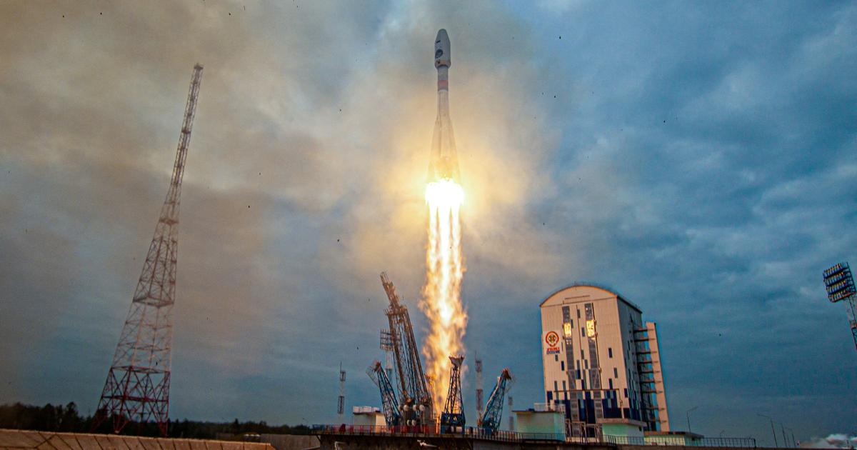 De lancering van de Russische maansonde Luna-25 in een baan om de aarde