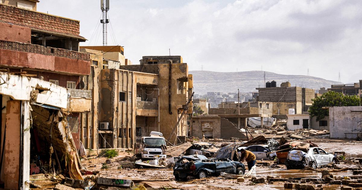 Miasto Derna zostało zniszczone, zabijając ponad 2300 osób