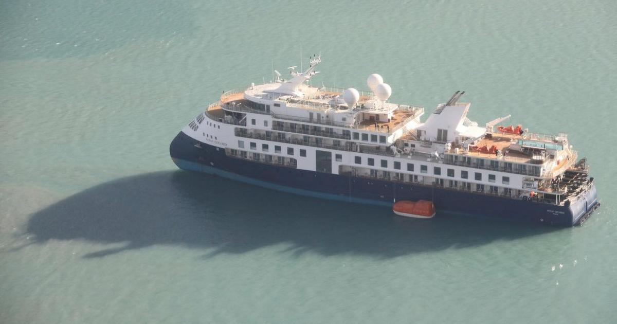 Le bateau de croisière coincé au Groenland a été renfloué