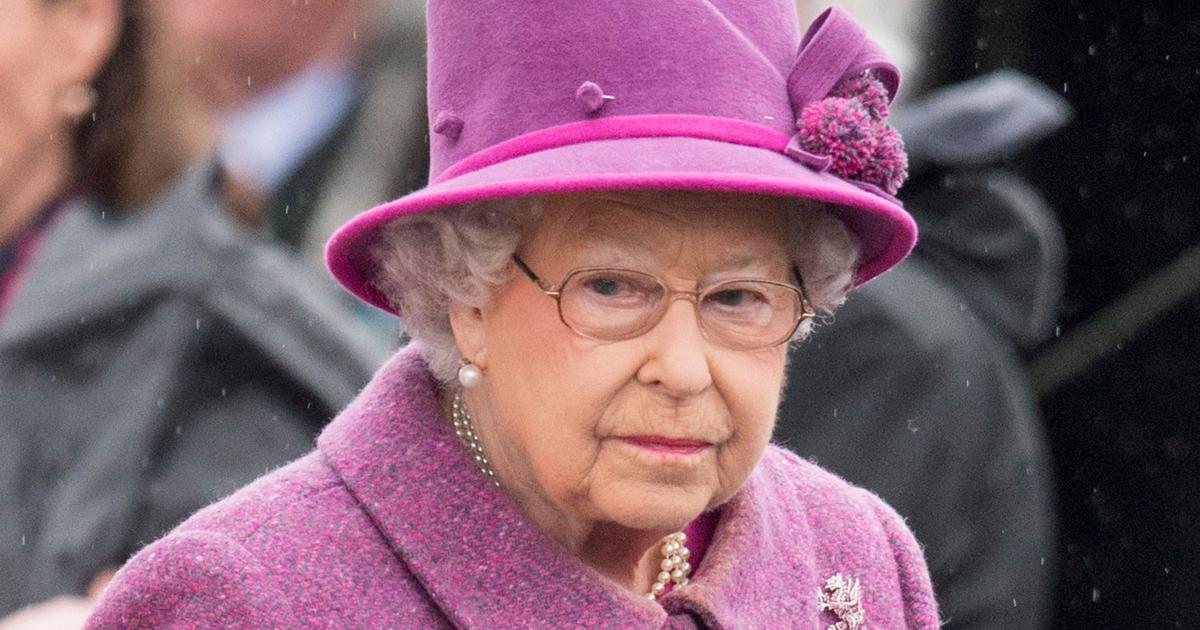 Louison:  “Elizabeth II’s character is a slightly coquettish old lady who shouldn’t be bothered”