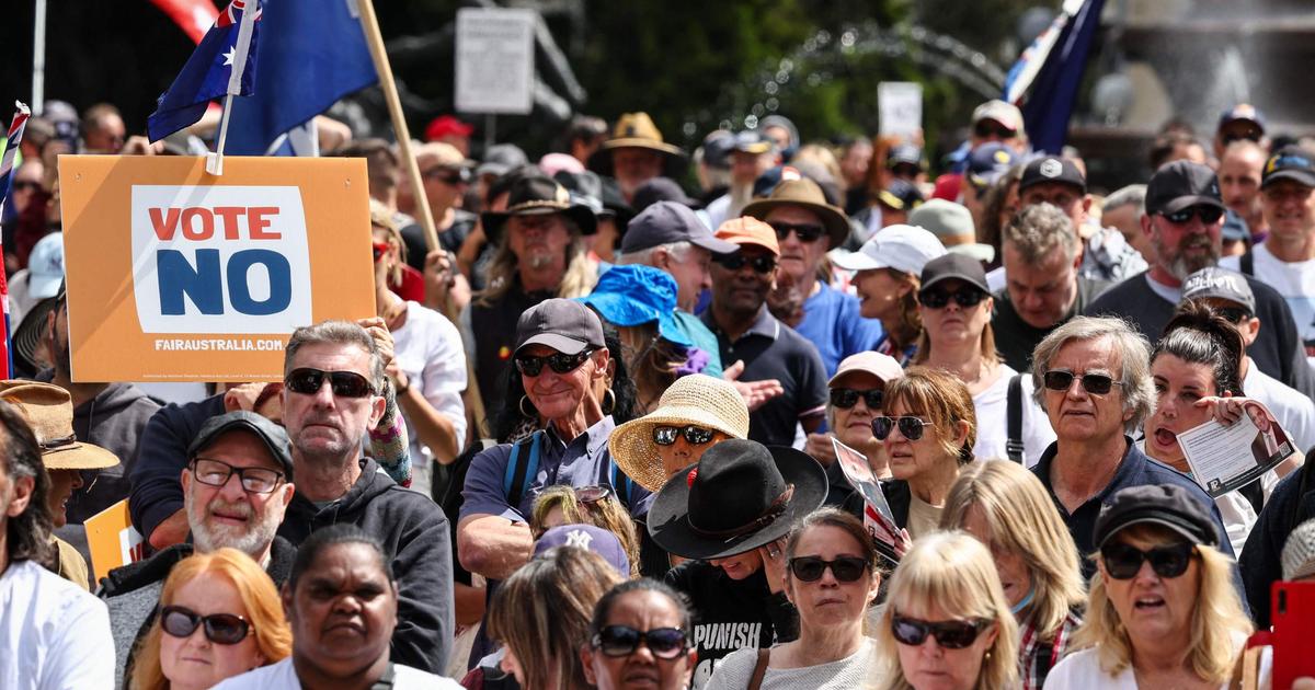 Australians protest against Aboriginal law reform