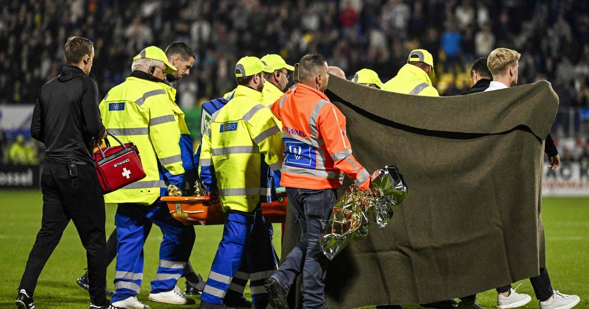 the Waalwijk-Ajax match stopped after discomfort by the local goalkeeper