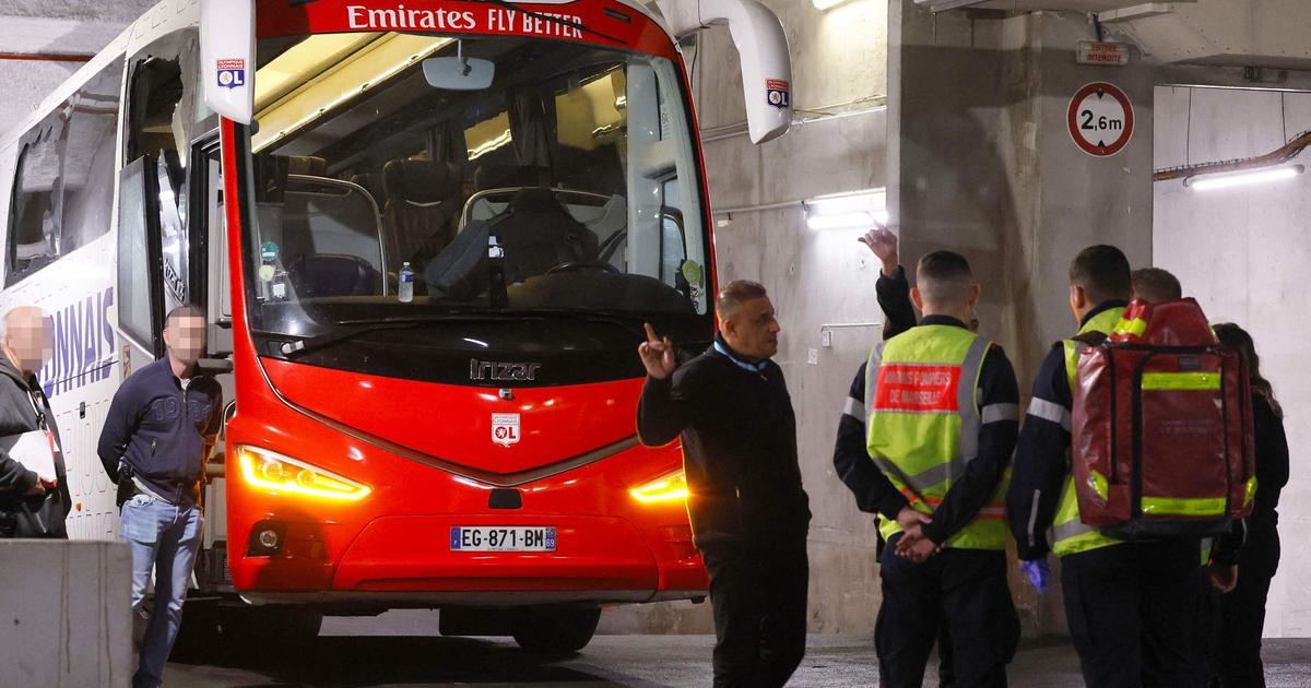 EN DIRECT - Marseille-Lyon : le match est annulé après le caillassage du bus de l’OL, le Vélodrome en cours d’évacuation