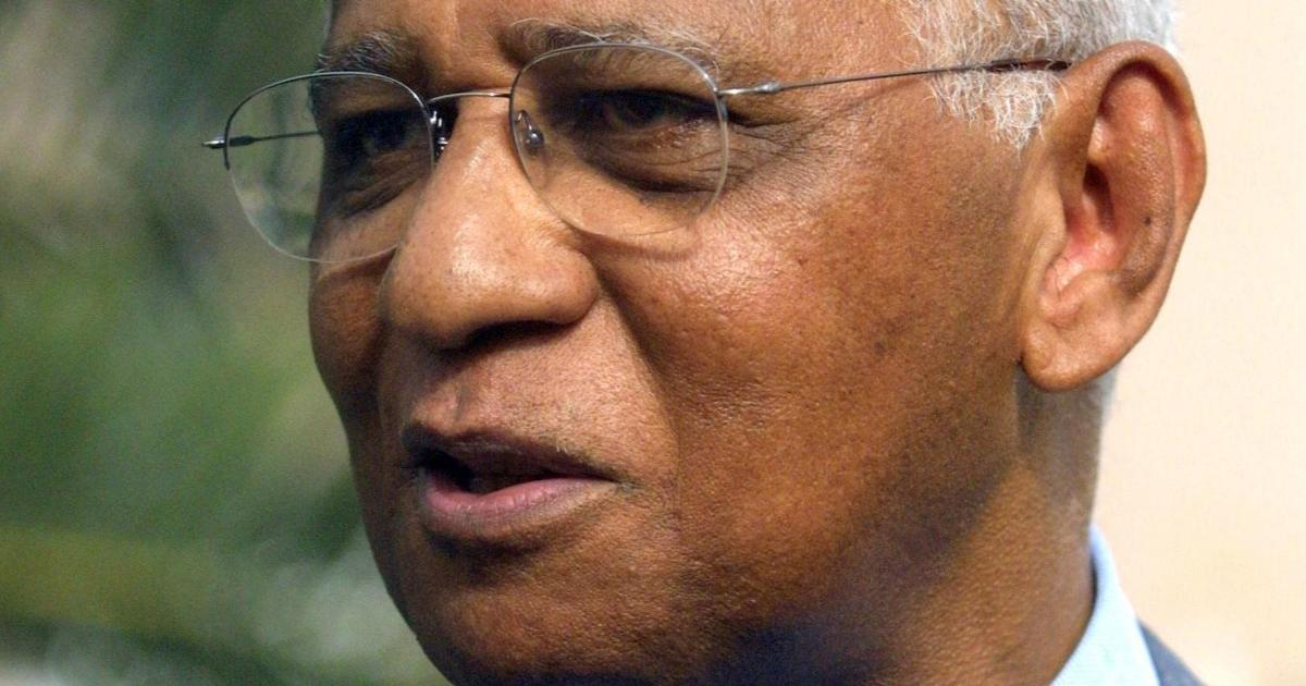 Henri Lopes, escritor e político congolês, morreu em França