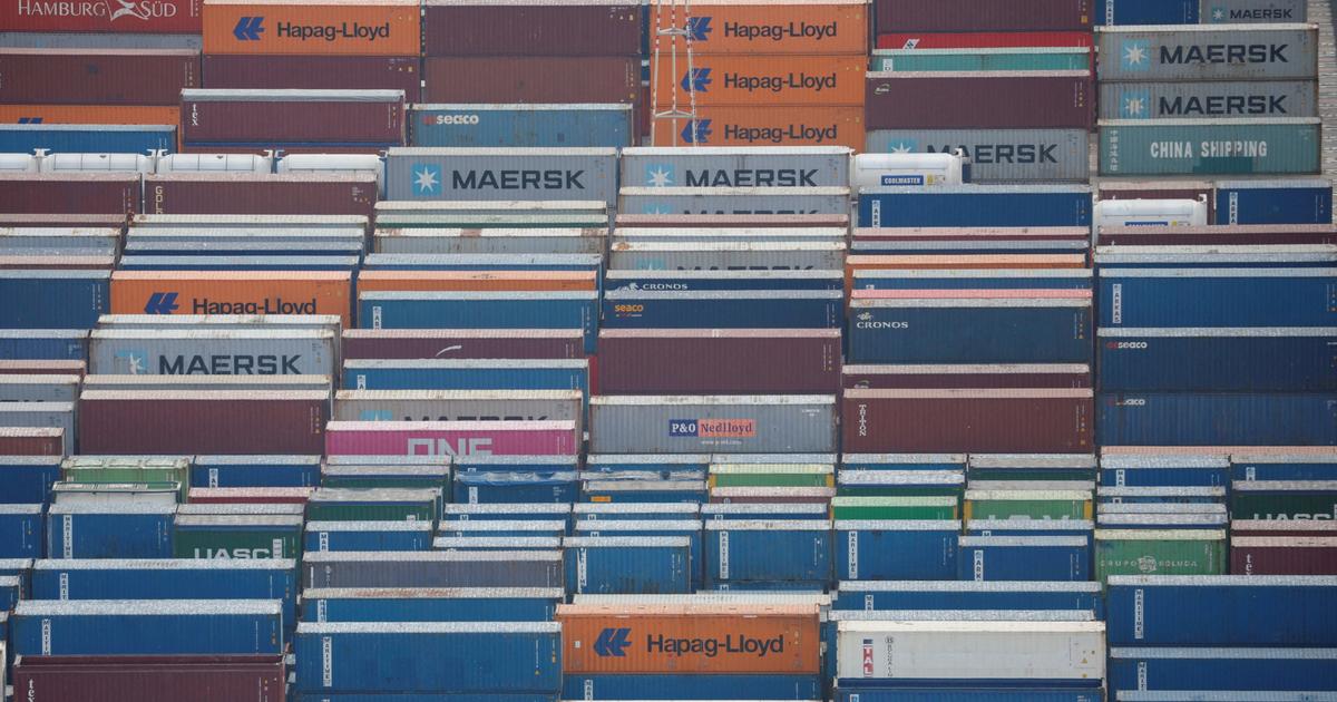 De winst van rederij Maersk wordt gedeeld door 17 en er verdwijnen 3.500 banen