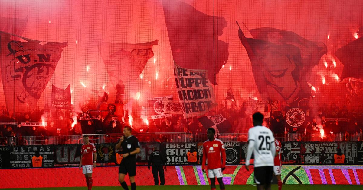 Scontri a Napoli tra sostenitori dell’Union Berlino e la polizia napoletana