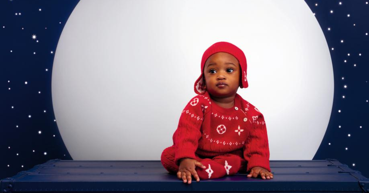 Chapkas, mailles et pyjamas : la chaleureuse capsule hiver Louis Vuitton pour les tout-petits