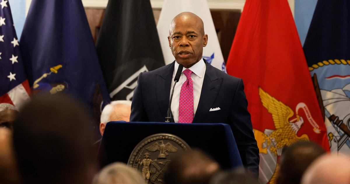 New York Mayor Eric Adams’ Electronic Devices Seized in FBI Corruption Investigation