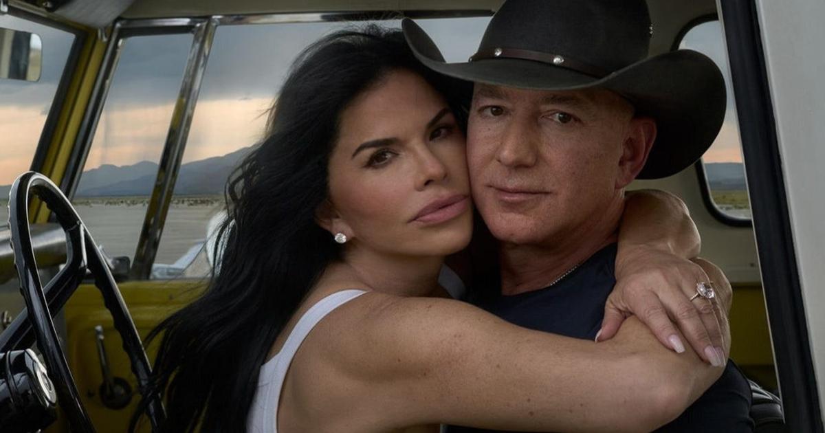 More In Love Than Ever Jeff Bezos And Lauren Sanchez Pose Toned And Full Of Biceps For US Vogue