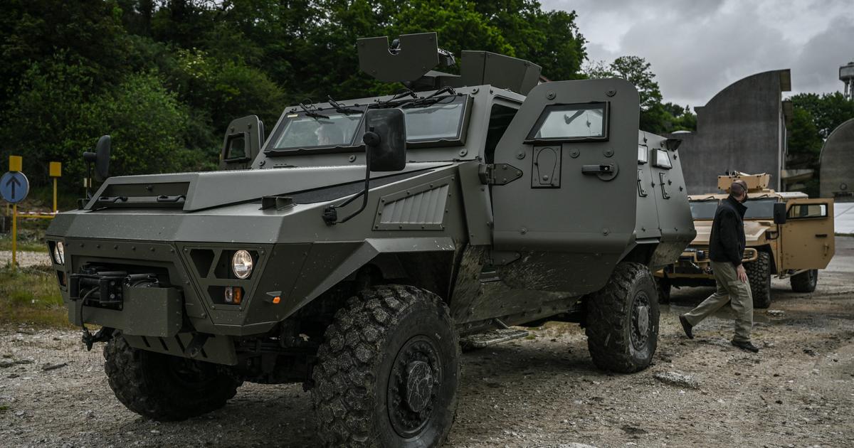 France to send 50 armored fighting vehicles