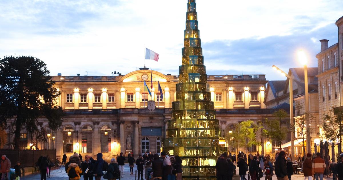 Bordeaux trois ans après, le sapin de Noël en verre estil désormais rentable pour la mairie