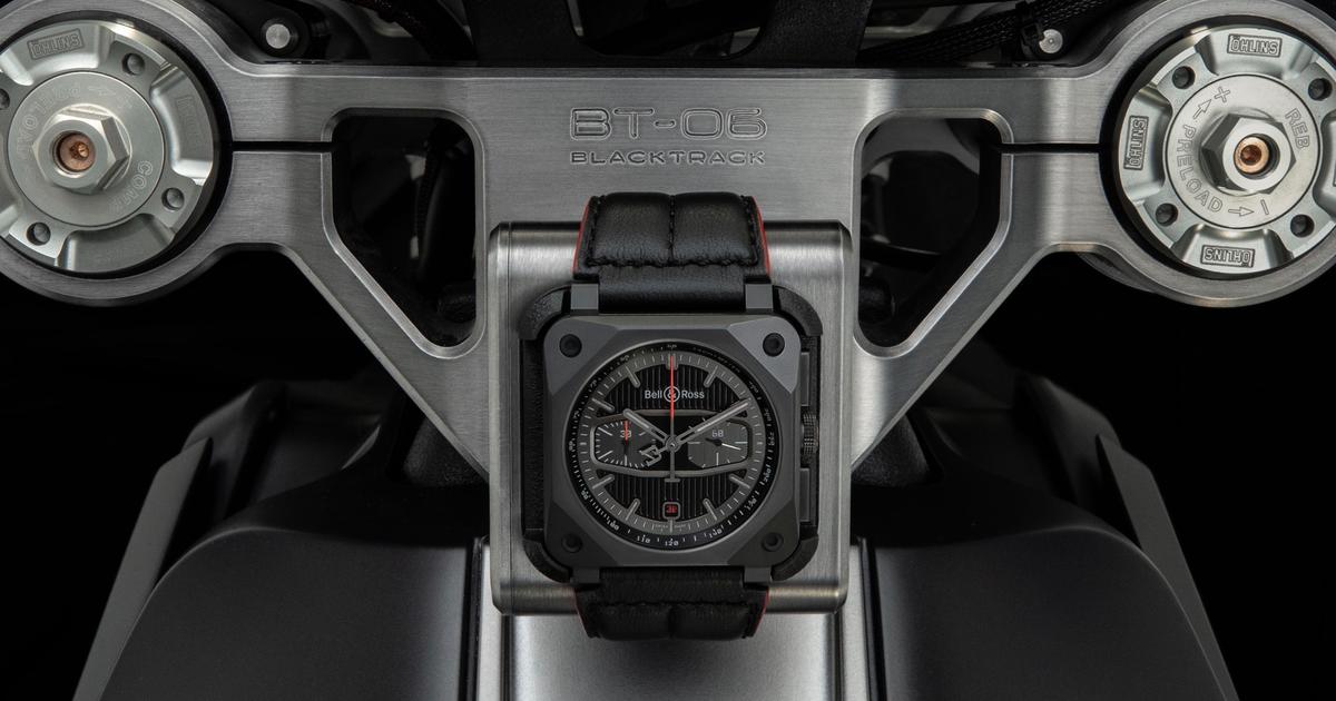 Une moto et une montre pour Bell & Ross et BlackTrack