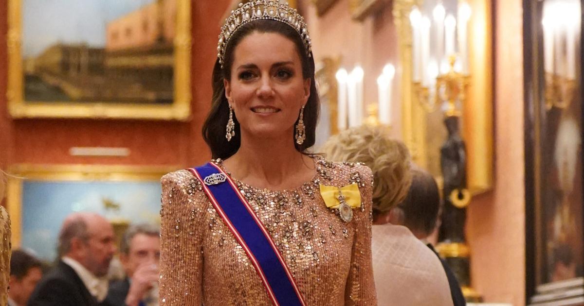 Kate Middleton’s favorite designer presented a new collection of wedding dresses