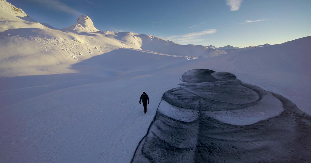 Paradiski : une fresque sur neige géante de Saype pour le 20e anniversaire du domaine skiable