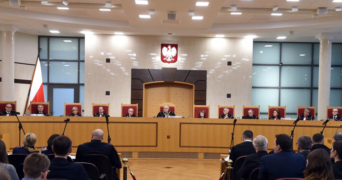 Poland Controversial Constitutional Tribunal Rules Eu Imposed Penalty Payments Illegal The