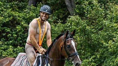 En Australie, une star d'équitation menacée de suspension aux JO pour avoir chevauché avec un maillot style «Borat»