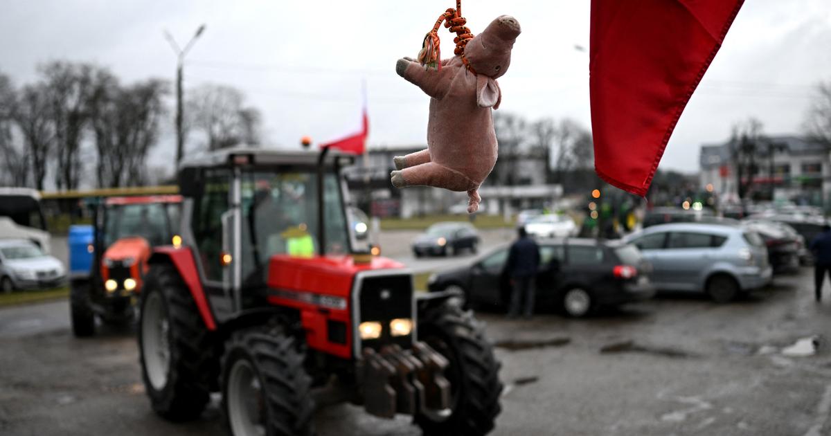 W Polsce rolnicy zamykają około stu dróg i przejść na Ukrainę