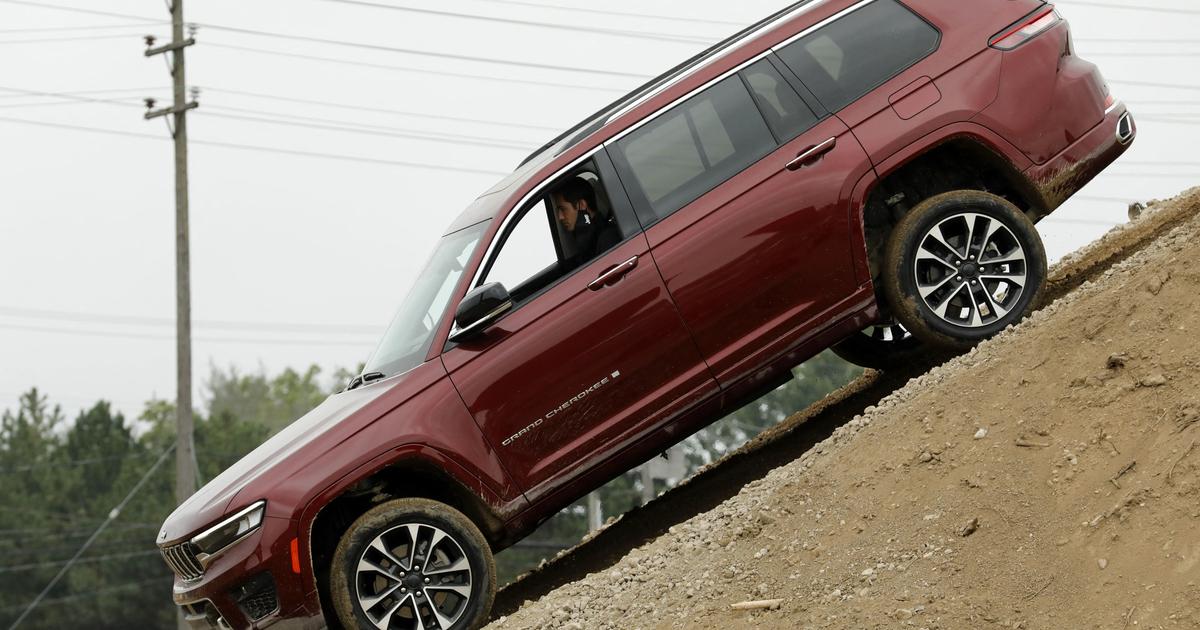 Quasi 340.000 Jeep Grand Cherokee richiamate a causa di un problema allo sterzo