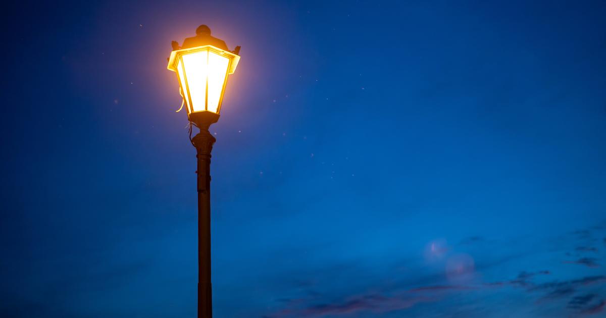 In Paris, public lighting turns off for several hours due to a leap “bug”