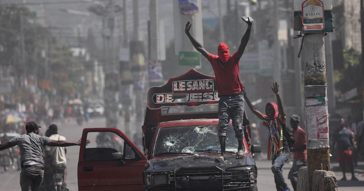 la prison de Port-au-Prince prise d’assaut par des gangs, des détenus s’évadent