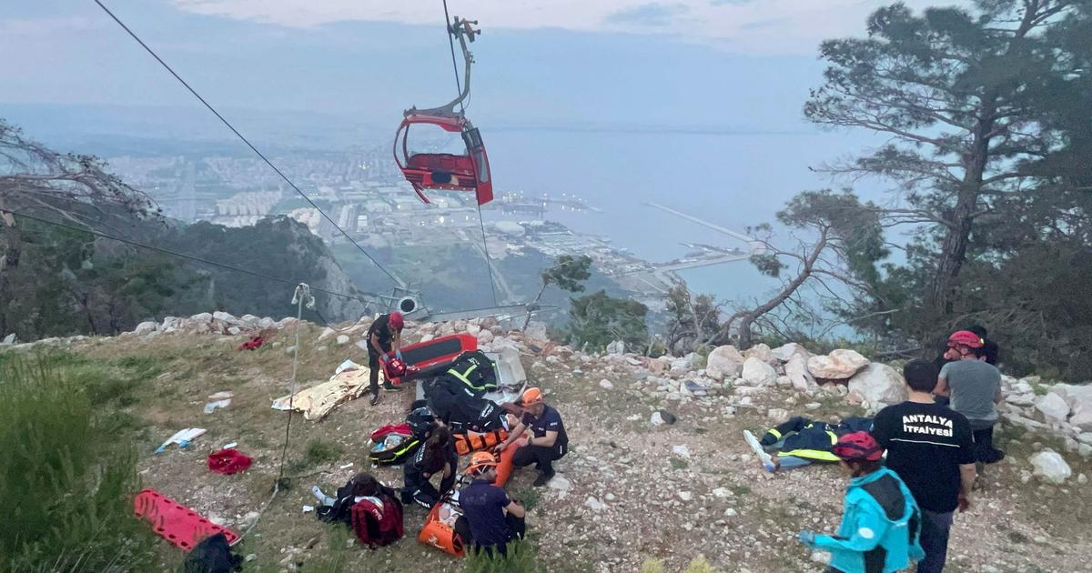 In Türkiye stecken noch immer 43 Seilbahnpassagiere über dem Nichts fest