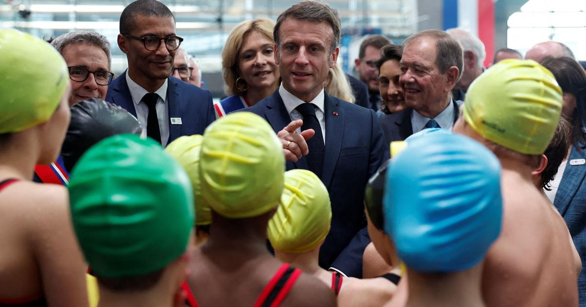Emmanuel Macron carrying the flame for the Paris 2024 Olympics? “It’s not my role”