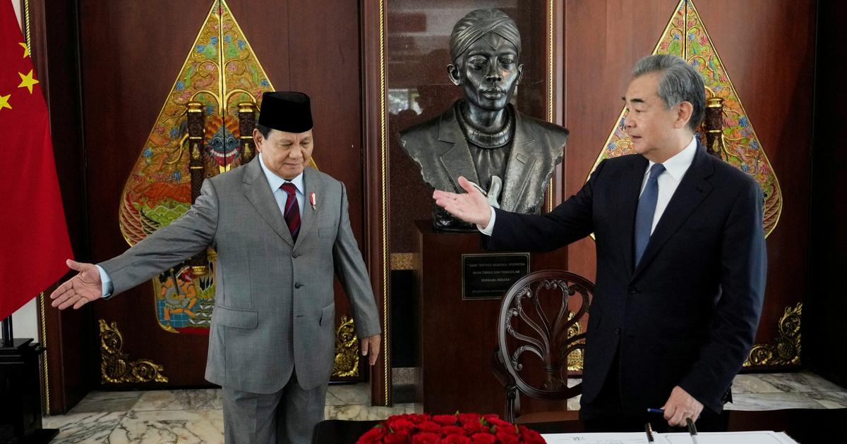 Chine : le chef de la diplomatie s’entretient avec le président indonésien et son successeur
