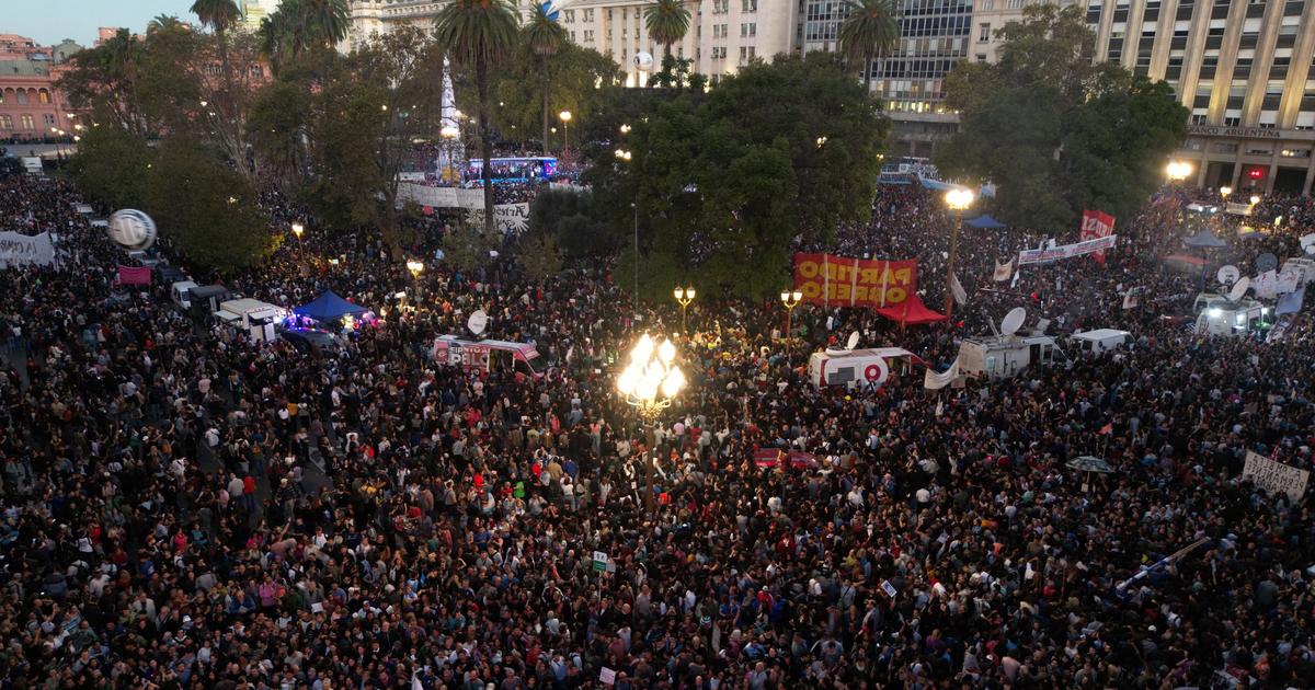 Des centaines de milliers d’Argentins dans la rue pour défendre l ...