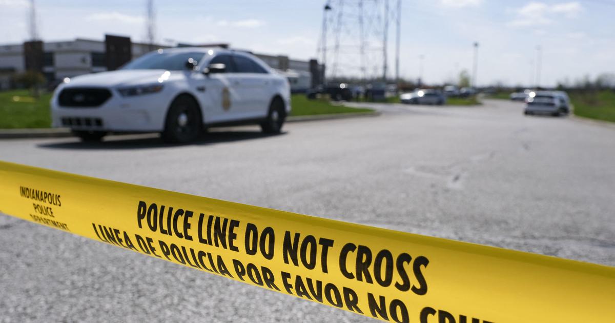 Regarder la vidéo Quatre policiers tués lors d'un échange de tirs dans le sud des États-Unis