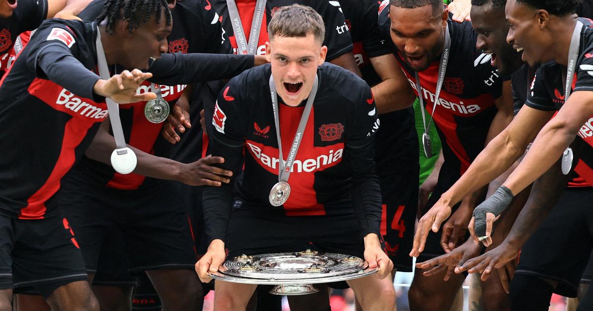 Regarder la vidéo Bundesliga: après le sacre de Leverkusen, Wirtz élu meilleur joueur de la saison