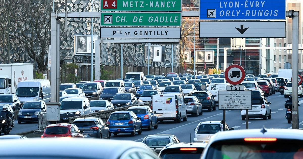 Regarder la vidéo La moitié du périphérique et quatre autoroutes fermées : 450 km de bouchons sur les routes d’Île-de-France