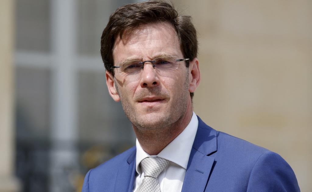 Rouen une soirée intitulée «les étrangers dehors» organisée dans un bar, le maire saisit la