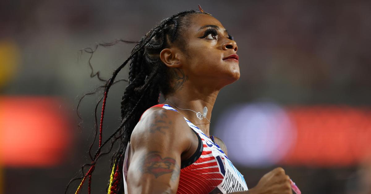 Regarder la vidéo Athlétisme: la championne du monde Sha'Carri Richardson passe le premier tour du 100 m des sélections olympiques US sous les 11 secondes