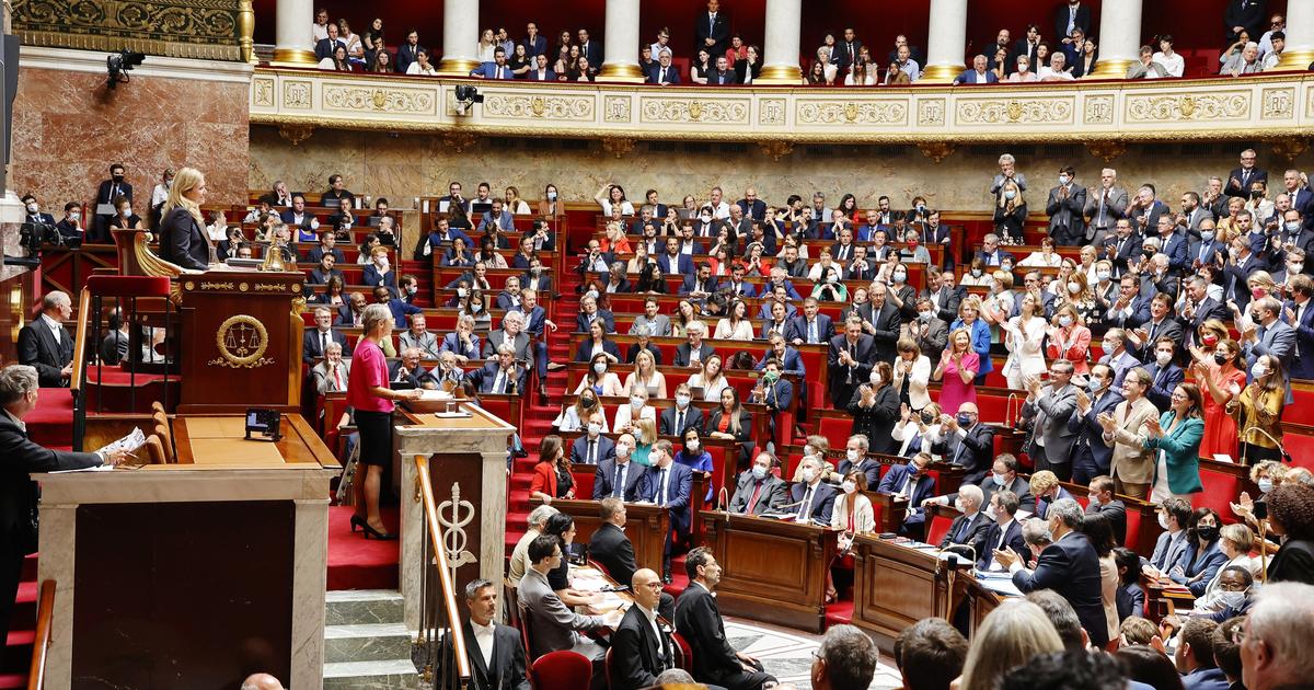 Regarder la vidéo Législatives : le rapport de force entre le RN et la gauche a-t-il évolué ? Découvrez la projection en sièges du Figaro