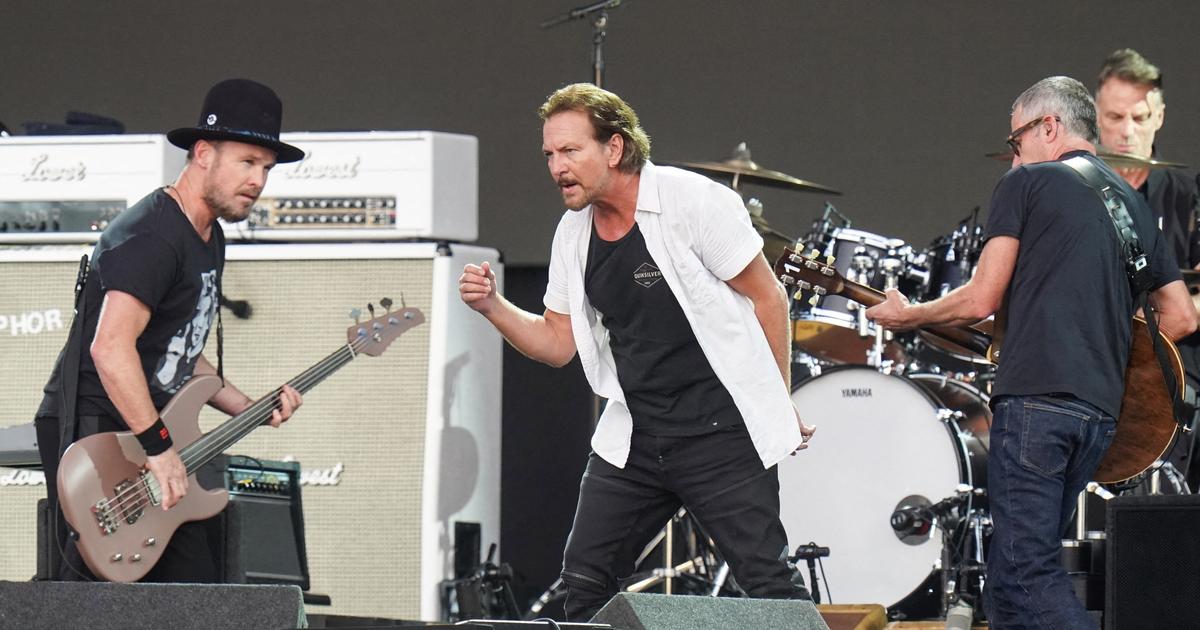 Regarder la vidéo «Il est déchirant de vous décevoir»: Pearl Jam annule deux concerts à Berlin pour raisons de santé