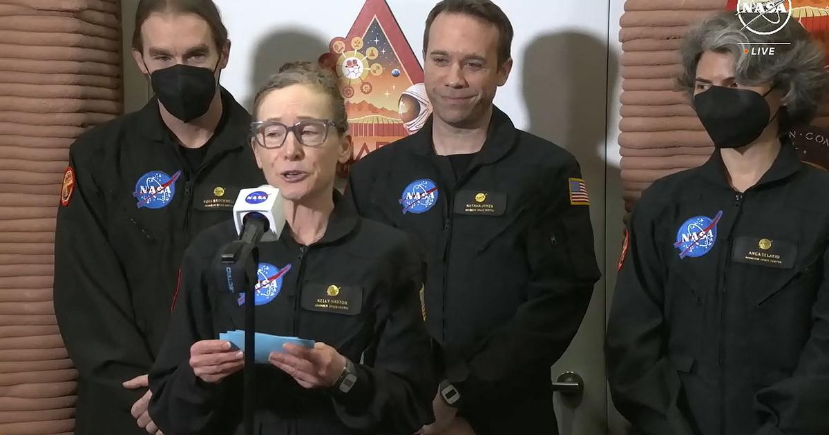 Scientists return after a year in a Martian bunker in Texas