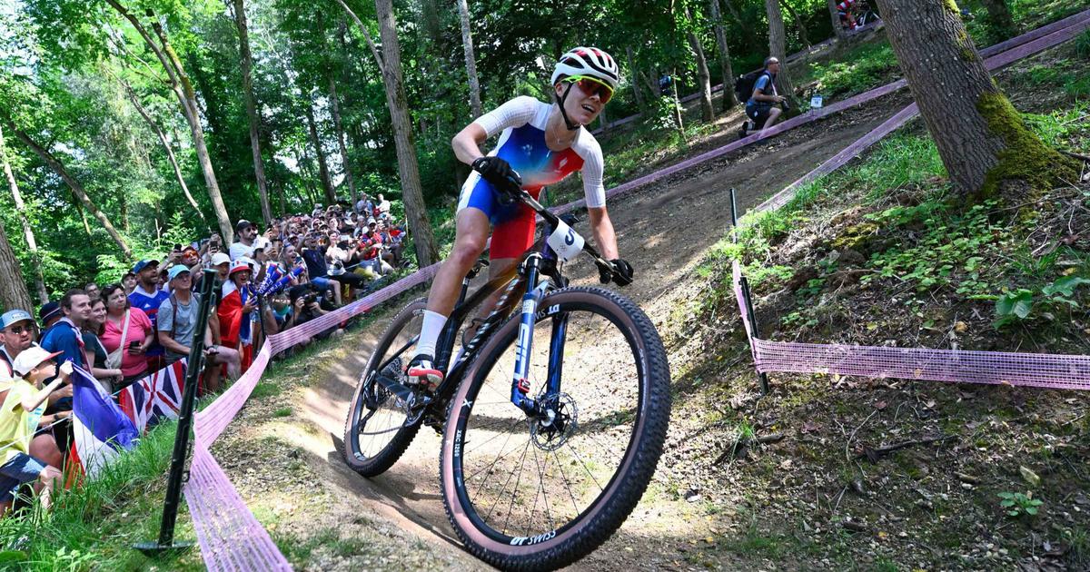 Mountain biking: minor concussion, bruises and stitches, Loana Lecomte gives her medical report