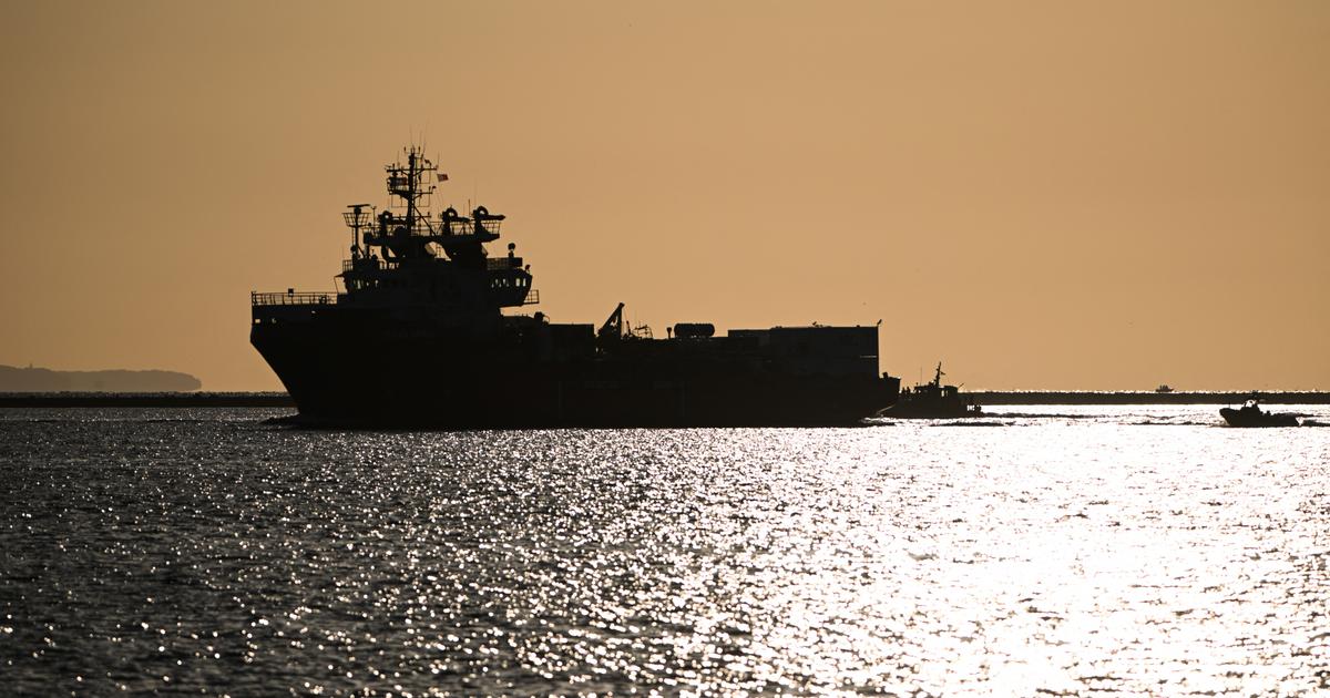 Le navire Ocean Viking secourt 196 migrants au large de la Libye