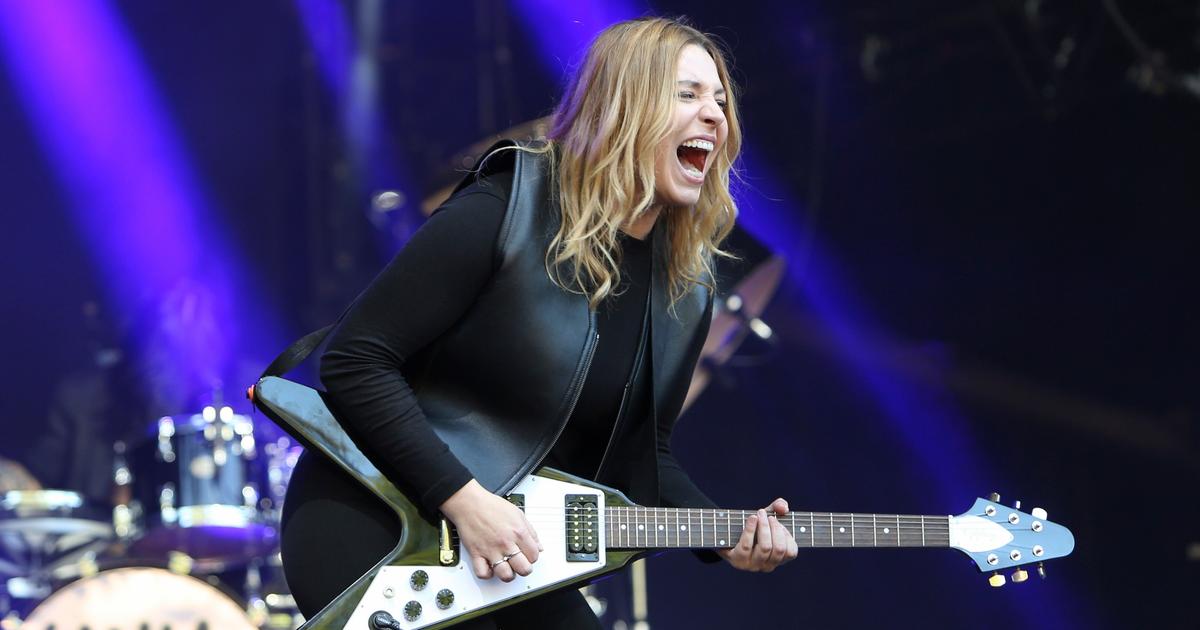 Popcorn salé, Santa, la chanson française comme une