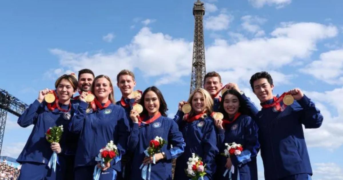 JO Paris : l&rsquo;&eacute;quipe am&eacute;ricaine de patinage artistique re&ccedil;oit sa m&eacute;daille d&rsquo;or... deux ans apr&egrave;s son sacre