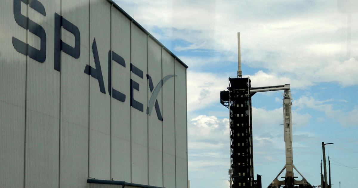 漏れ、着陸失敗…SpaceXのファルコン9ロケットがミニブラックシリーズを経験