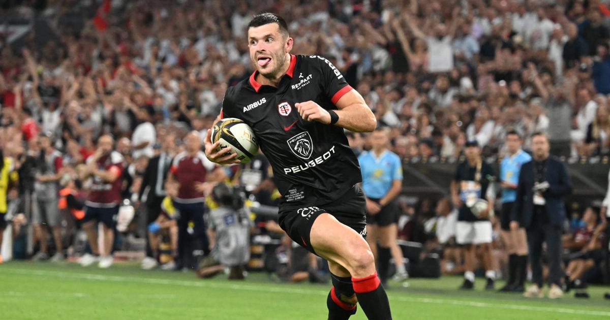 Regarder la vidéo Top 14: invaincu avec Toulouse, Blair Kinghorn «ne pense pas être le porte-bonheur» des Rouge et Noir