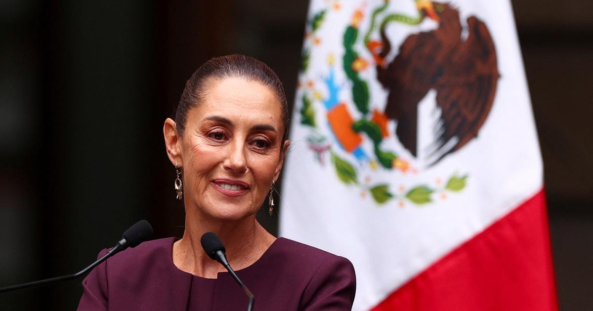 En México, Claudia Sheinbaum se sienta en la silla que le regaló el presidente saliente