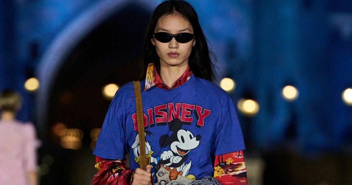 De gekke controverse rond Mickey’s shirt van de Coperni-modeshow