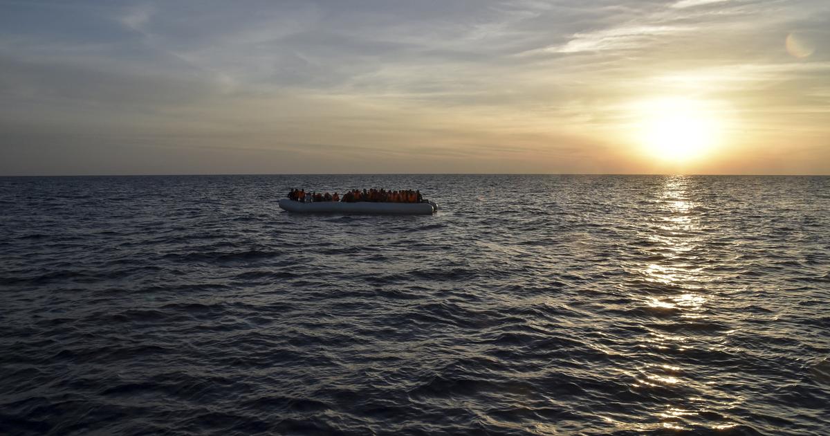 Au moins 48 morts et 75 disparus après que des migrants ont été jetés à ...