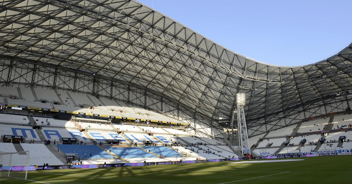 Regarder la vidéo Ligue 1 : les supporters du PSG interdits de déplacement à Marseille le 27 octobre