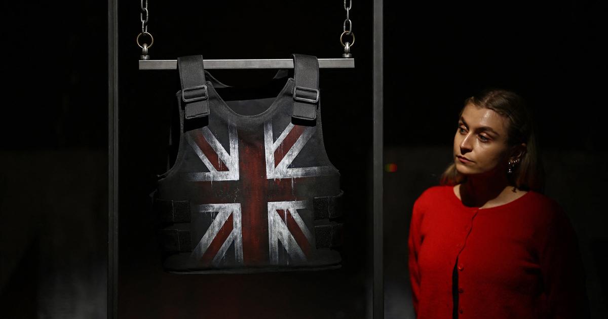 A Banksy bulletproof vest explodes at auction and fetches almost a million euros