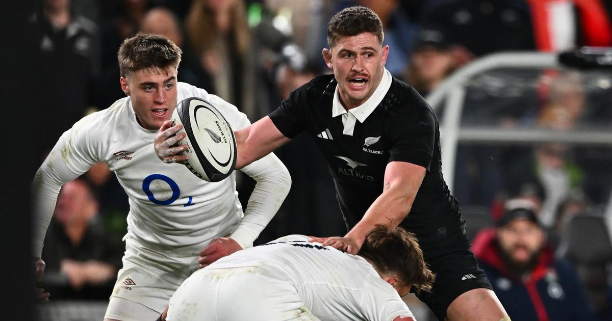 Regarder la vidéo Rugby : Blackadder, Jacobson, Papali'i... Les All Blacks perdent trois avants pour la tournée d’automne en Europe